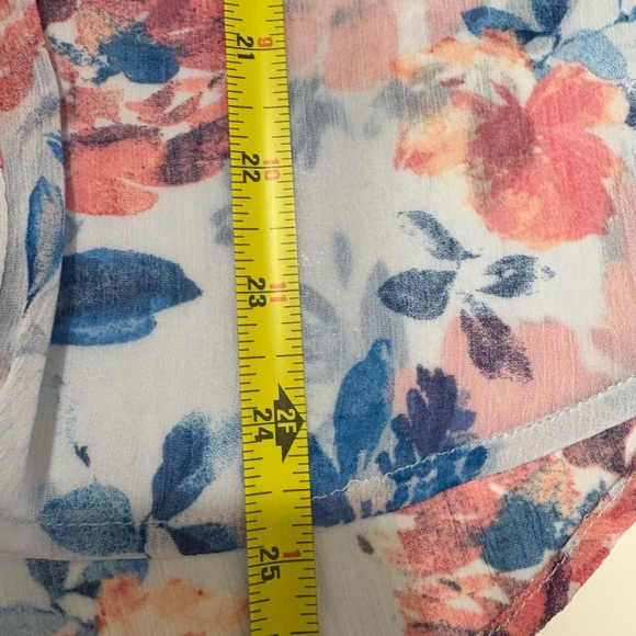 Kut from the Kloth Floral Button Down Shear Top Women’s oversized Size XS - Picture 14 of 15